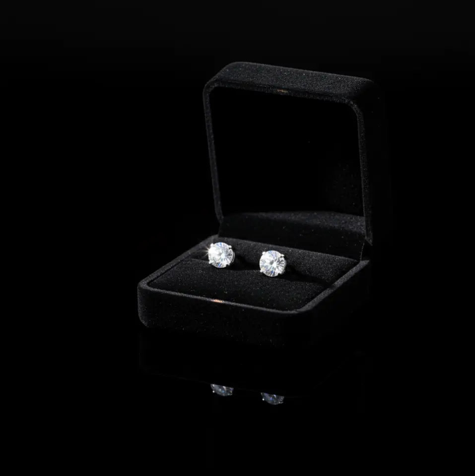 Silver Glow Diamond Shape Earings