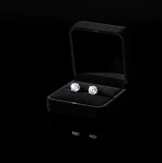 Silver Glow Diamond Shape Earings