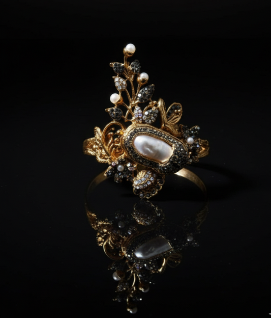 Empress Pearl Adjustable ring