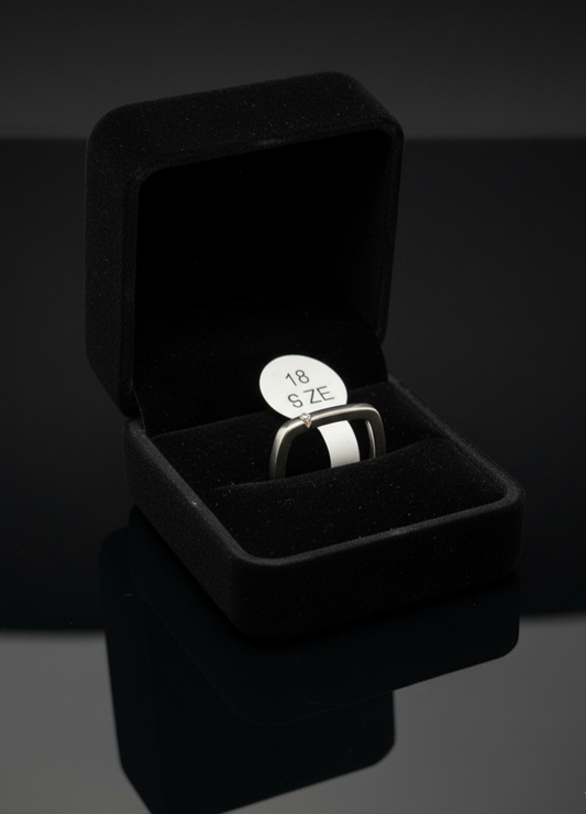 Aurora Minimal Square Diamond Accent Adjustable ring