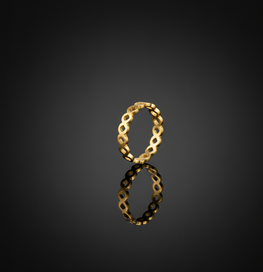 Gold Toned Heart Link Band Ring - Delicate Love Motif Minimalist Jewelry  Stainless Steel