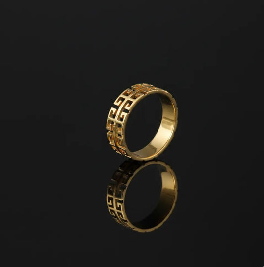 Gold Toned Geometric Cut-Out Band Ring