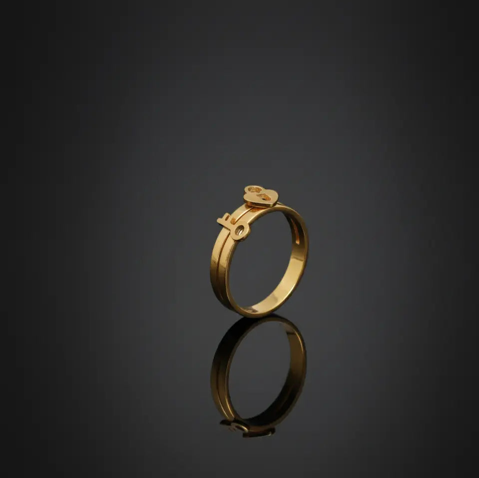 Gold Toned Heart and Key Ring