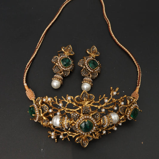 Regal Green Stone and Pearl Choker Set
