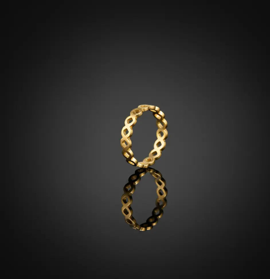 Gold Toned Heart Link Band Ring